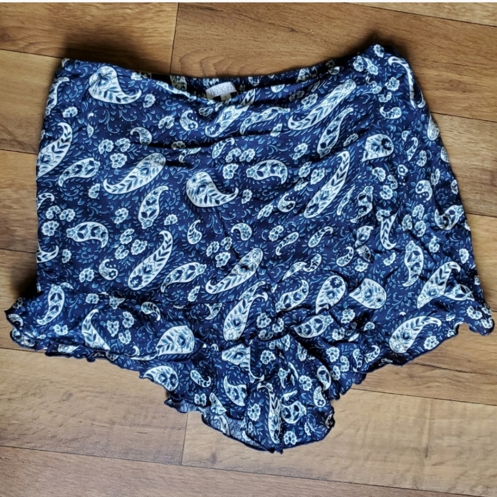 Patrons of Peace Blue Paisley "Wrap" Shorts Size Medium